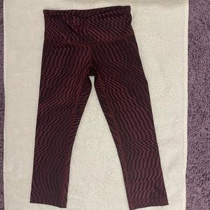 Patterned Lululemon cropped Leggings
